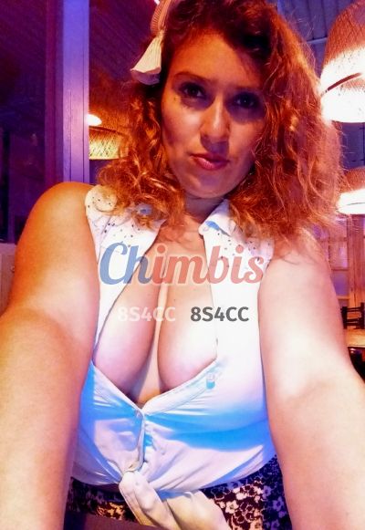 Zamira, mujer que hace videollamadas y sexting