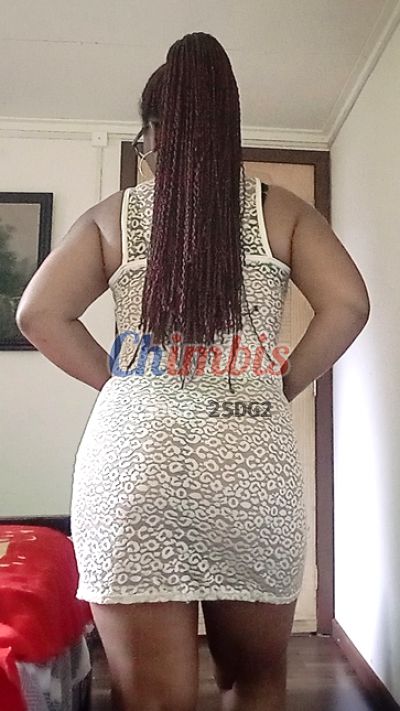 La negrita, escort en Coyhaique