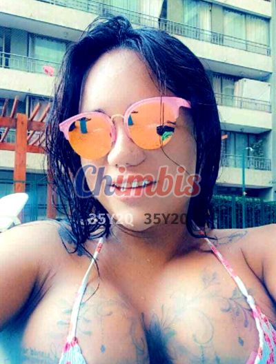 Flavia Morán, travesti en Metro Santa Isabel (Santiago)