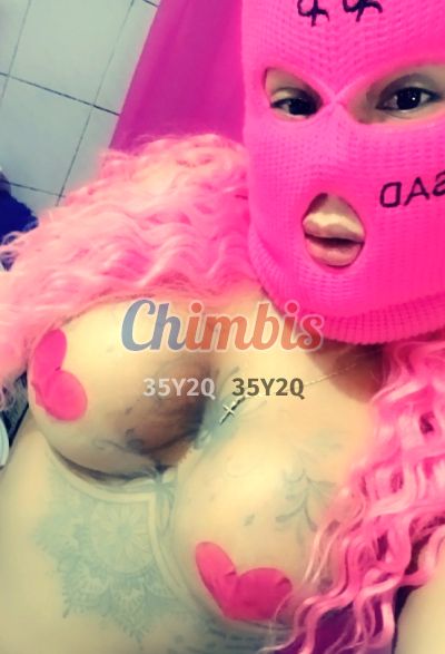 Flavia Morán, transexual en Metro Santa Isabel (Santiago)