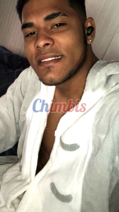 Wrayner, Hombre en Santiago