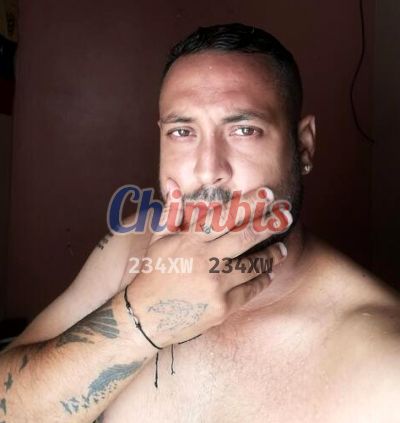 Eliecer Espinoza, hombre en Santiago