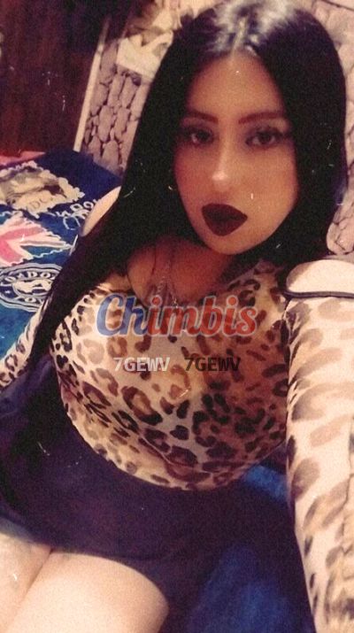 Baby, mujer que hace videollamadas y sexting
