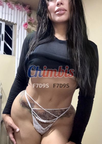 Emilia 988302966, Mujer que hace videollamadas y sexting