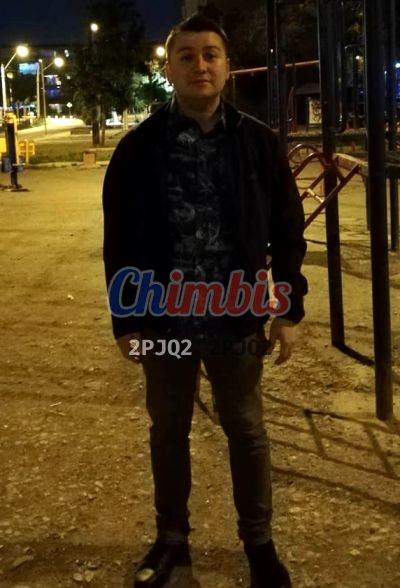 Javier, hombre en Metro Universidad de Chile (Santiago)