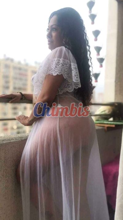 Yenifer, escort en Metro Universidad de Chile (Santiago)