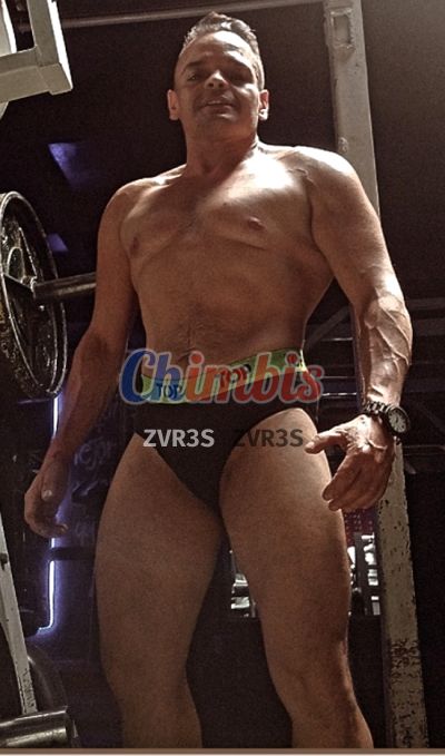 Macho, hombre en Santiago