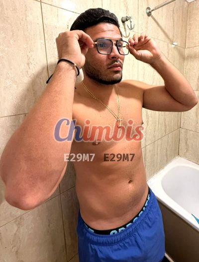 Maximiliano, hombre en Santiago