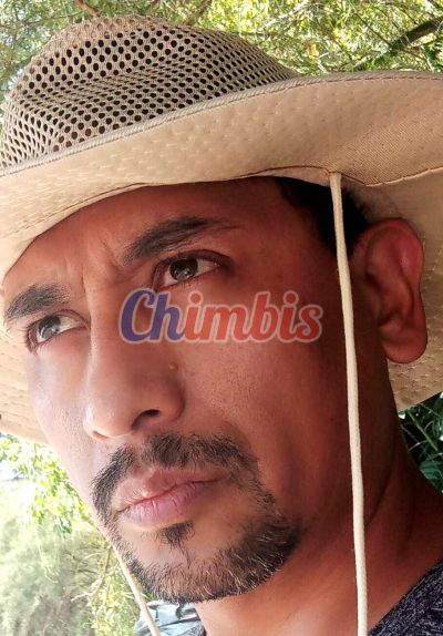 Miky, hombre en Santiago
