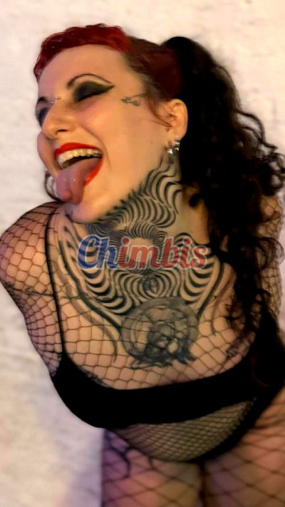 Miss Nina, puta en Santiago