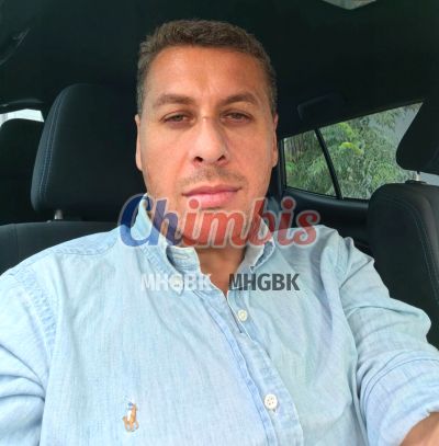 Mark 929094951, hombre en Santiago