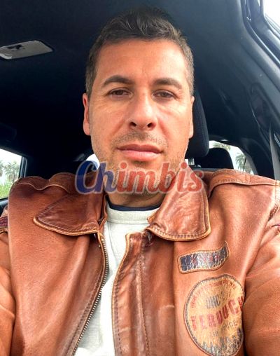 Mark 929094951, hombre en Santiago
