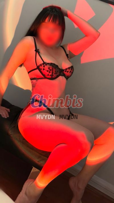 Camila, escort en Metro Universidad de Santiago