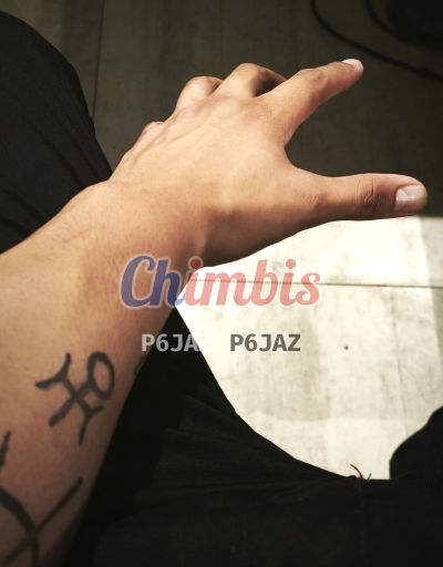 Mnigth 927907574, hombre que hace videollamadas y sexting