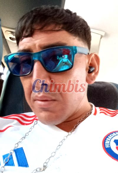 Giuliano 941103980, hombre en La Pintana (Santiago)