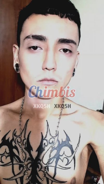 Felino 944183384, hombre que hace videollamadas y sexting