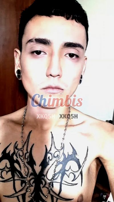 Felino 944183384, hombre que hace videollamadas y sexting