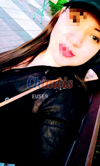 Aitana, mujer que hace videollamadas y sexting