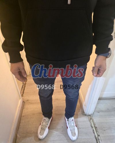 Andres 920012633, hombre que hace videollamadas y sexting