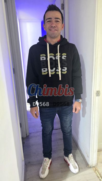 Andres 920012633, hombre que hace videollamadas y sexting
